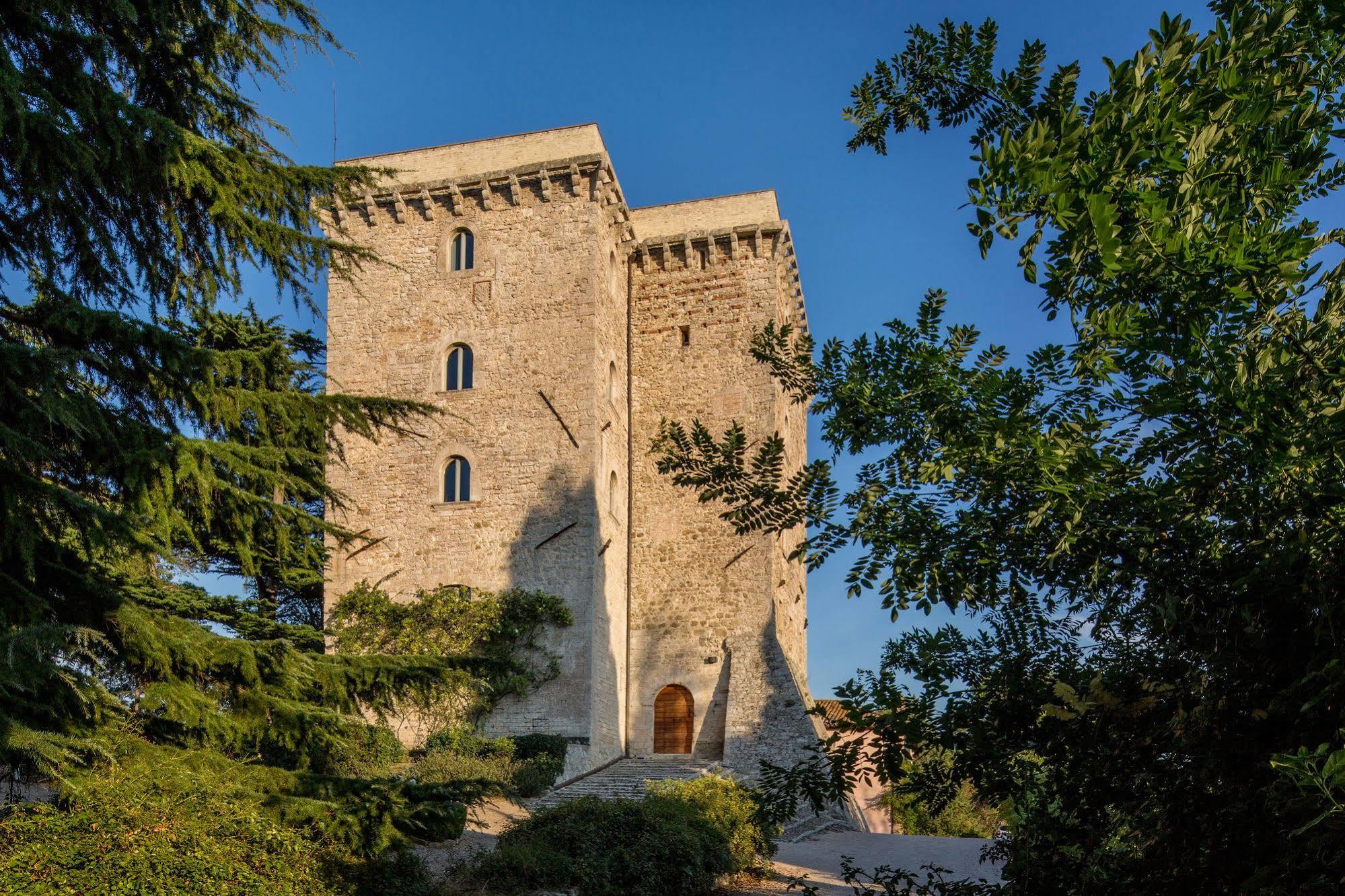الشقق الفندقية توديفي  Torre Almonte المظهر الخارجي الصورة